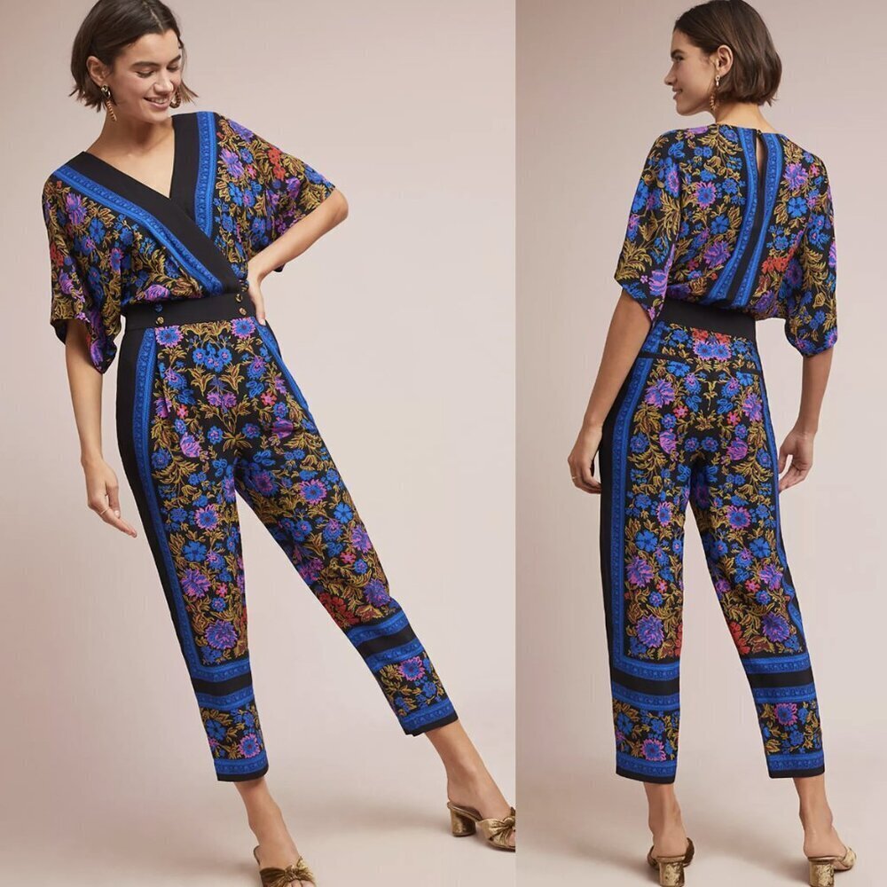 ANTHROPOLOGIE Ett Twa Scarf Print V-Neck Short Sleeved Jumpsuit, size 00P